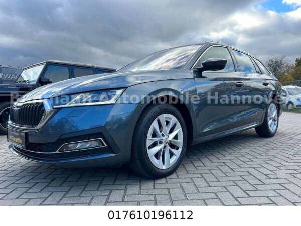 <span class="make">Skoda</span><br/> Octavia Combi First Edition – Bild 4