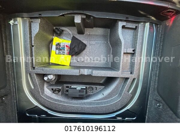 <span class="make">Skoda</span><br/> Octavia Combi First Edition – Bild 18