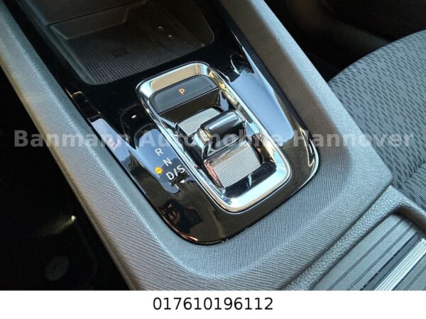 <span class="make">Skoda</span><br/> Octavia Combi First Edition – Bild 21
