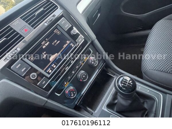 <span class="make">Volkswagen</span><br/> Golf VII Variant Trendline BMT/Start-Stopp – Bild 16