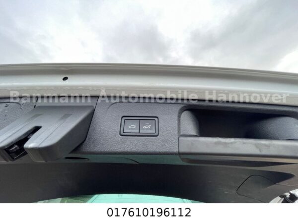 <span class="make">Volkswagen</span><br/> Passat Variant Highline BMT/Start-Stopp – Bild 13