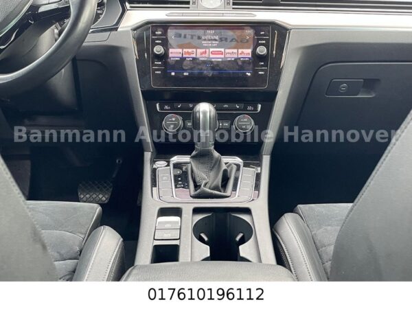 <span class="make">Volkswagen</span><br/> Passat Variant Highline BMT/Start-Stopp – Bild 16