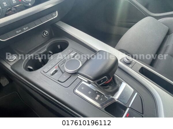 <span class="make">Audi</span><br/> A4 Avant sport S-Line – Bild 19