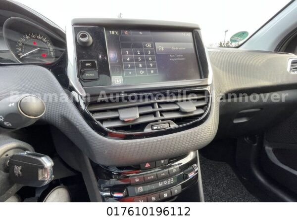 <span class="make">Peugeot</span><br/> 2008 Style PureTech 110 STOP & START – Bild 19