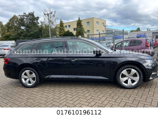 <span class="make">Skoda</span><br/> Superb Combi Ambition iV – Bild 8