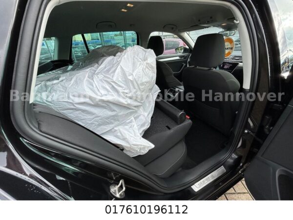 <span class="make">Skoda</span><br/> Superb Combi Ambition iV – Bild 11