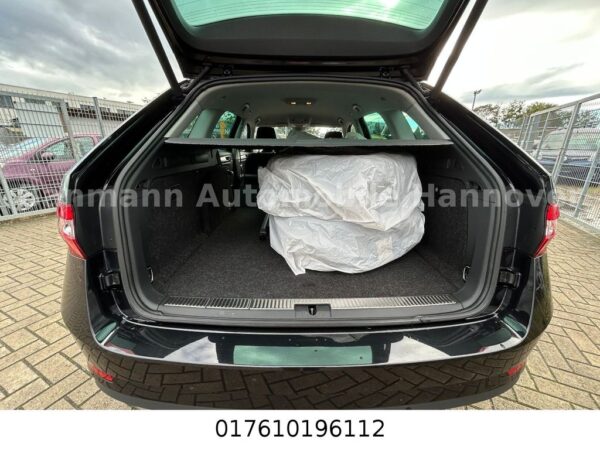 <span class="make">Skoda</span><br/> Superb Combi Ambition iV – Bild 12