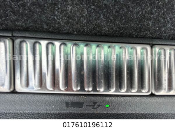 <span class="make">Skoda</span><br/> Superb Combi Ambition iV – Bild 14