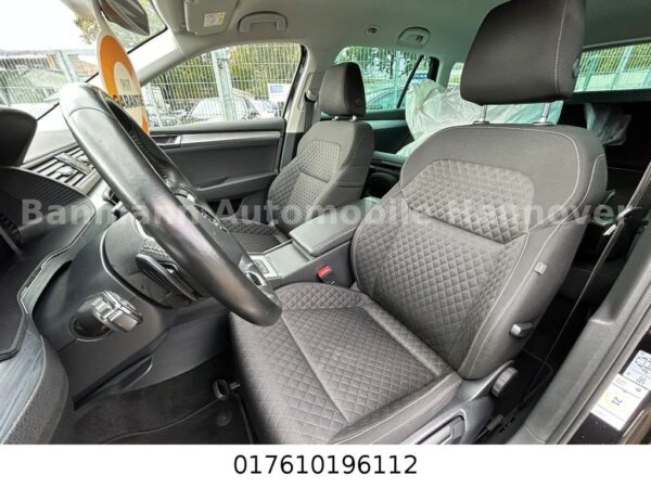 <span class="make">Skoda</span><br/> Superb Combi Ambition iV – Bild 17