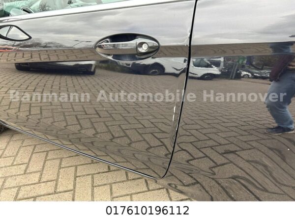 <span class="make">Ford</span><br/> Fiesta Titanium – Bild 7