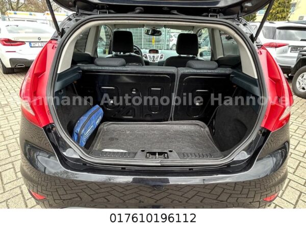 <span class="make">Ford</span><br/> Fiesta Titanium – Bild 15