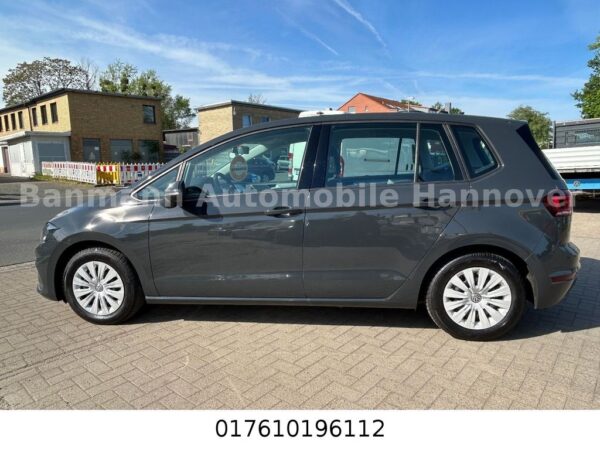 <span class="make">Volkswagen</span><br/> Golf Sportsvan VII Trendline – Bild 5
