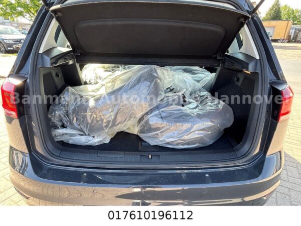 <span class="make">Volkswagen</span><br/> Golf Sportsvan VII Trendline – Bild 12