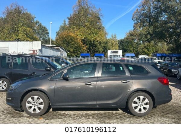 <span class="make">Opel</span><br/> Astra J Sports Tourer Style Motorschaden!!! – Bild 3
