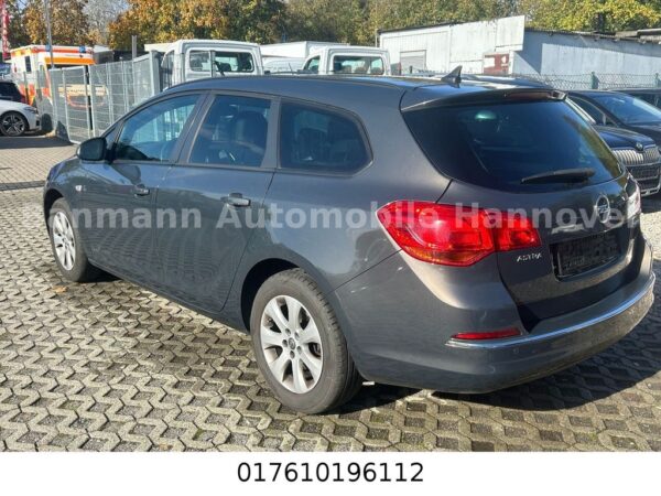 <span class="make">Opel</span><br/> Astra J Sports Tourer Style Motorschaden!!! – Bild 4