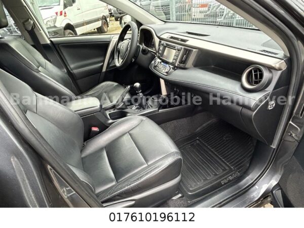 <span class="make">Toyota</span><br/> RAV 4 RAV4 Executive 4x4 – Bild 10