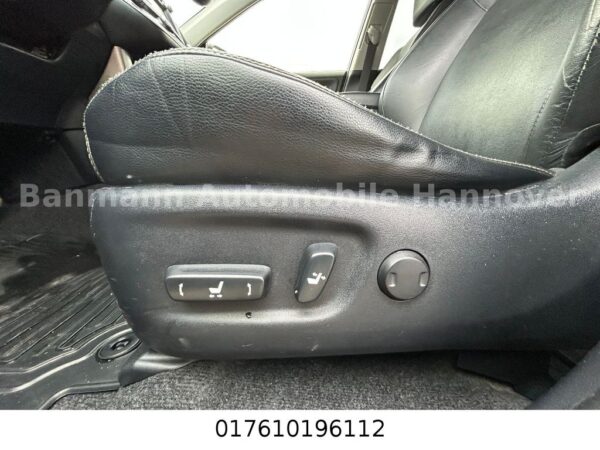 <span class="make">Toyota</span><br/> RAV 4 RAV4 Executive 4x4 – Bild 17