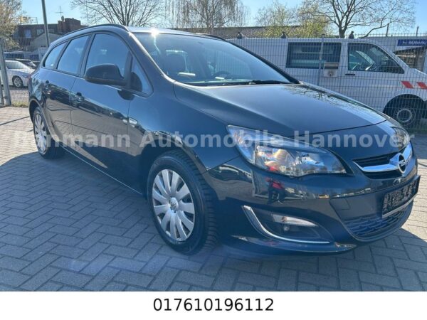 <span class="make">Opel</span><br/> Astra J Sports Tourer Edition