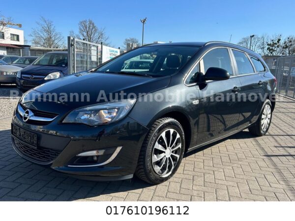 <span class="make">Opel</span><br/> Astra J Sports Tourer Edition – Bild 8