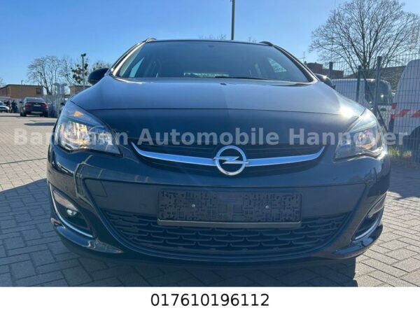 <span class="make">Opel</span><br/> Astra J Sports Tourer Edition – Bild 9