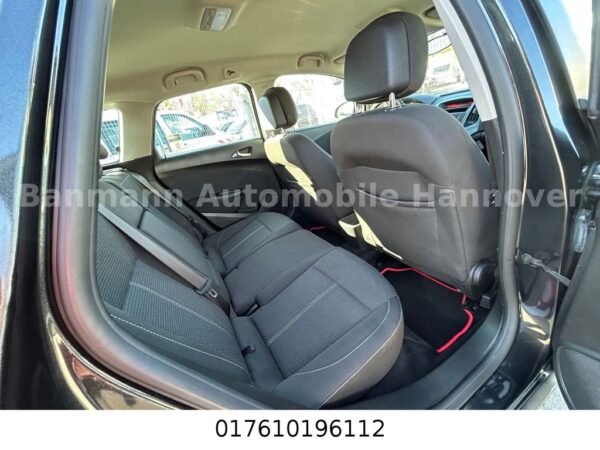 <span class="make">Opel</span><br/> Astra J Sports Tourer Edition – Bild 11
