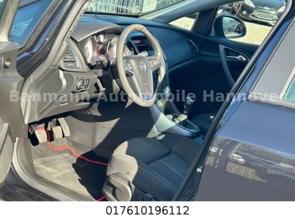 <span class="make">Opel</span><br/> Astra J Sports Tourer Edition – Bild 14