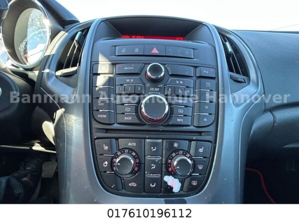 <span class="make">Opel</span><br/> Astra J Sports Tourer Edition – Bild 16