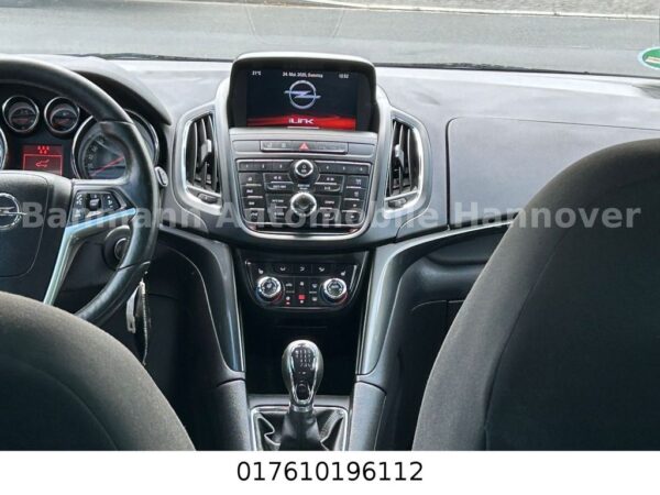 Opel Zafira Tourer 2.0 CDTI ecoFLEX INNOVATION – Bild 13
